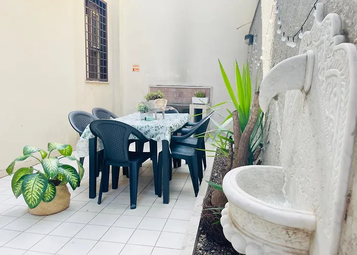 Green e S Camillo - 2 Bedroom With Garden And Bbq - By Holiday Homes